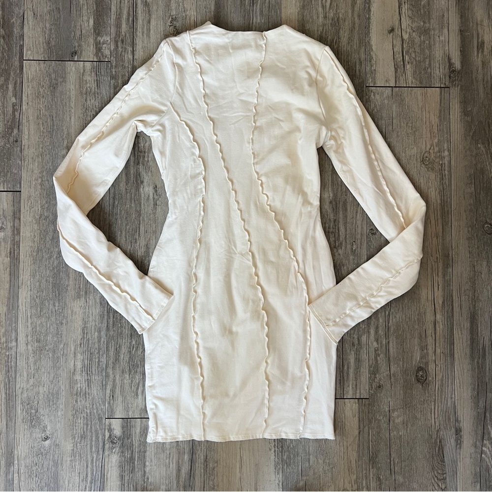 Oh Polly Exposed Seam Ivory Mini Dress with Split Sleeves - Picture 3 of 5